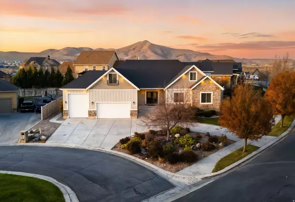 9039 N MOUNT AIREY DR E, Eagle Mountain, UT 84005