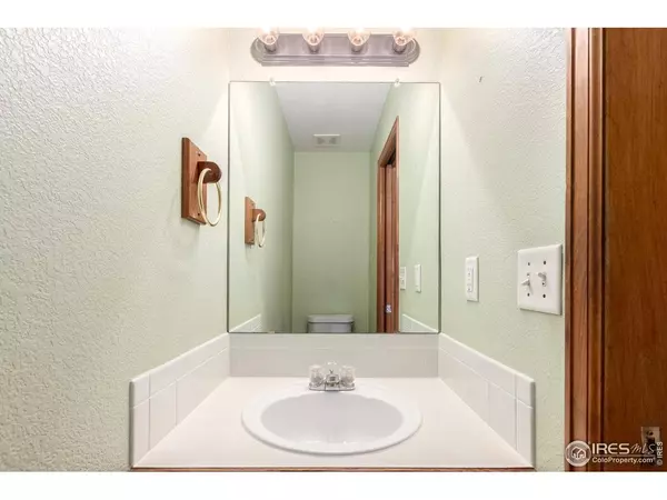 1004 Winona, Loveland, CO 80537