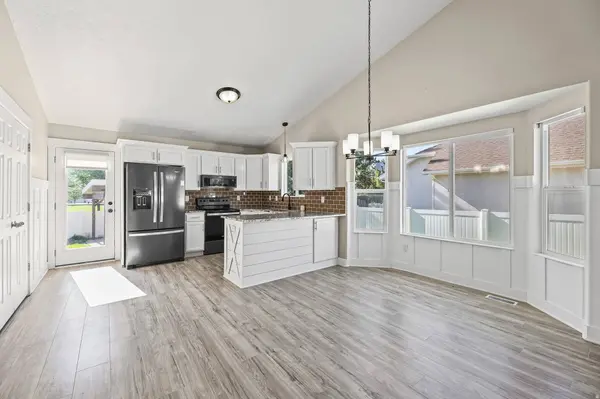 5525 N HAMPTON WAY E, Stansbury Park, UT 84074
