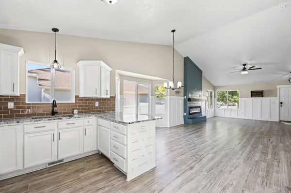 5525 N HAMPTON WAY E, Stansbury Park, UT 84074