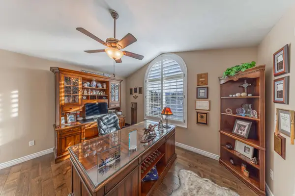 1129 E SANDERS RD, Sandy, UT 84094