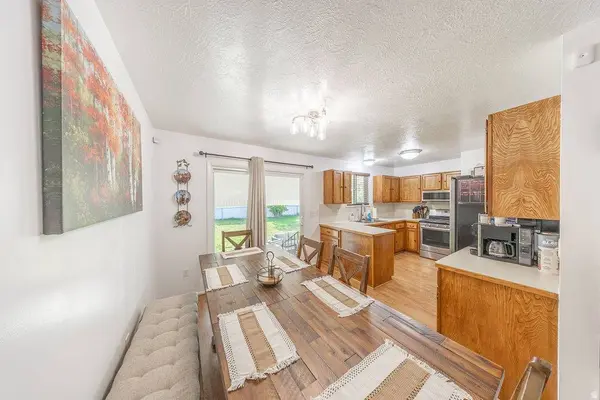 1135 N CONNECTICUT AVE W, Harrisville, UT 84404