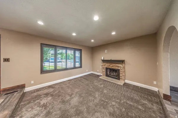 2569 N 700 E, North Ogden, UT 84414