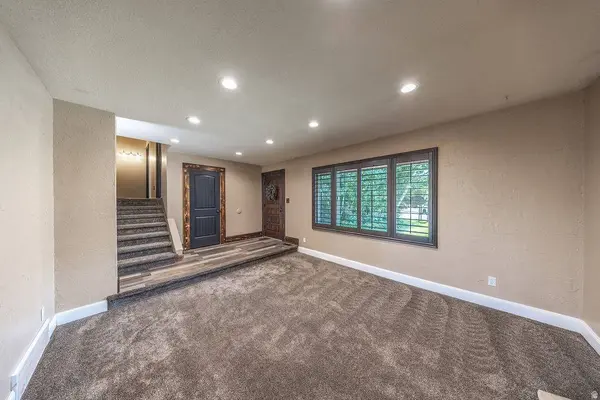 2569 N 700 E, North Ogden, UT 84414