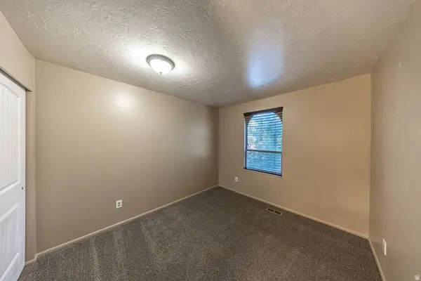 2569 N 700 E, North Ogden, UT 84414