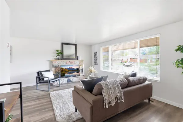 215 CAROL WAY, Midvale, UT 84047