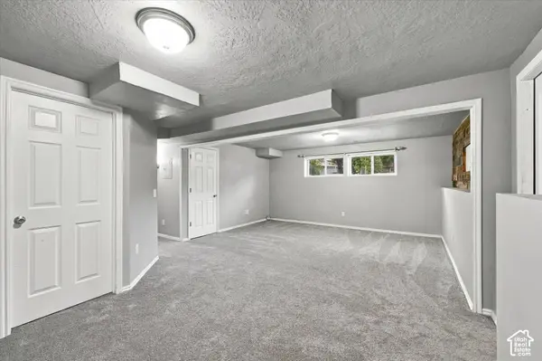 8450 S 1575 E, Sandy, UT 84093