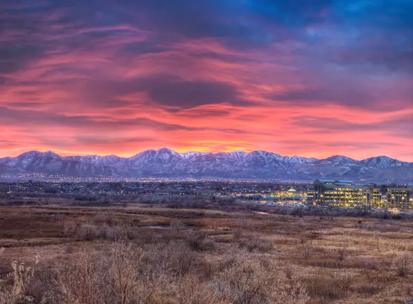 Thinking About Downsizing in South Salt Lake County? 