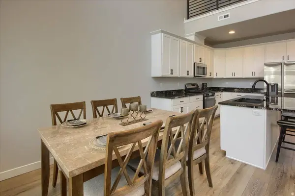 3336 W 3785 S, West Haven, UT 84401