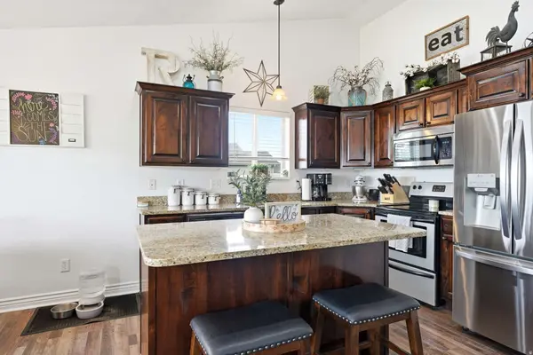 5009 W 5350 S, Hooper, UT 84315