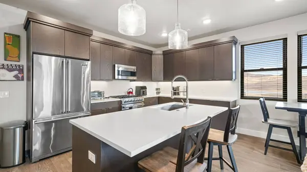 1145 W HELLING CIR #203, Heber City, UT 84032