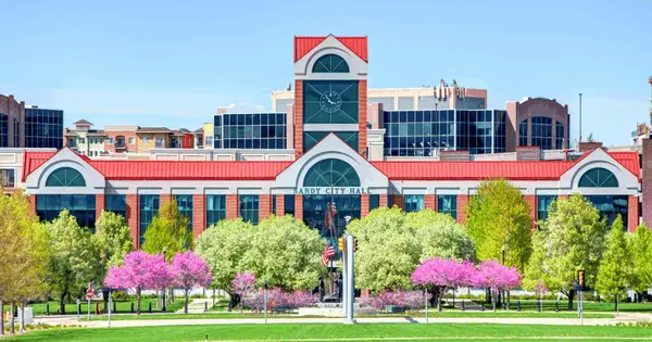 Who Is the Best Real Estate Agent in Sandy, Utah?,Dallon Smith