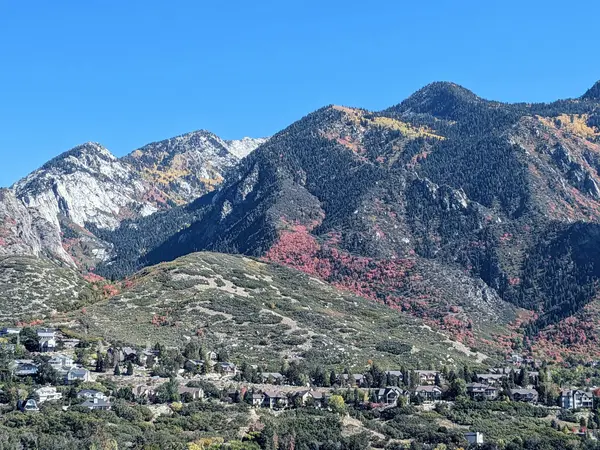 Living in Alpine, Utah: Space, Views, and Life at the Foot of Timpanogos