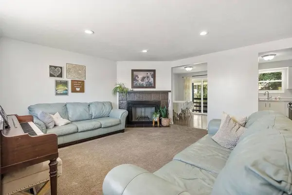 2920 S PATRICIA CIR W, Magna, UT 84044