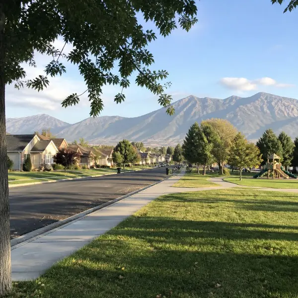 Living in Woods Cross, Utah: An Honest Guide from a Local Realtor,Julie Burningham