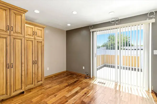 1856 E 5775 S, South Ogden, UT 84403