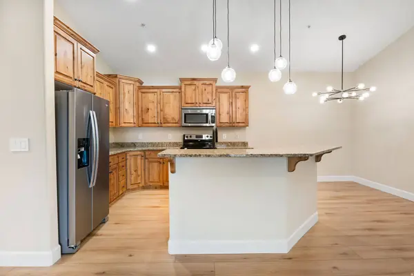 1030 N 995 W #914, Orem, UT 84057