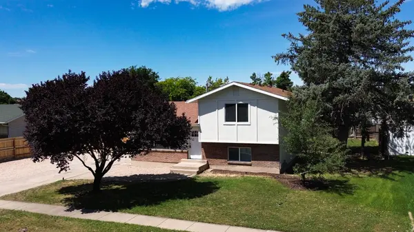 958 N 2075 W, Farr West, UT 84404