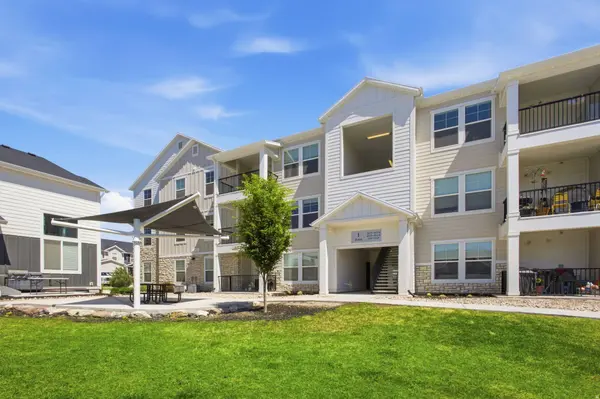 949 W BIG BEN LN #201, Saratoga Springs, UT 84045