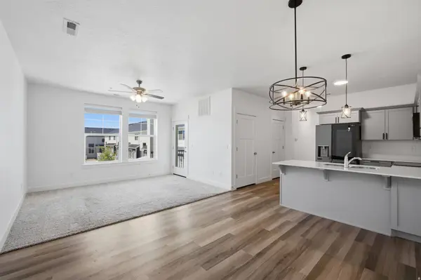 949 W BIG BEN LN #201, Saratoga Springs, UT 84045