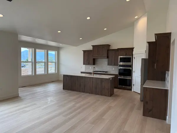 2884 N 3475 W, Plain City, UT 84404