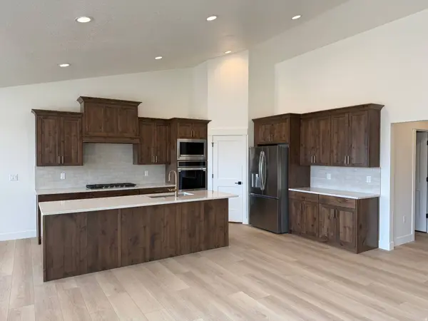 2884 N 3475 W, Plain City, UT 84404
