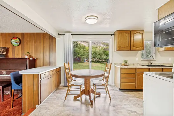 266 N 1040 E, Springville, UT 84663