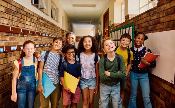 feature image of Best Schools in Centerville, Utah for Families: A Parent's Guide