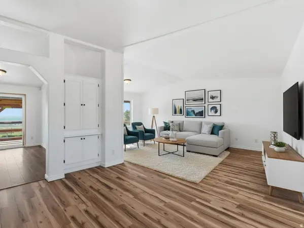 11000 N WALLACE LN, Tremonton, UT 84337