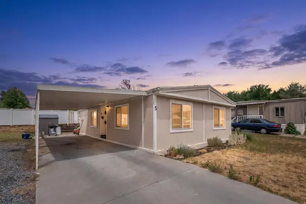 2600 N HILL FIELD RD #5, Layton, UT 84041