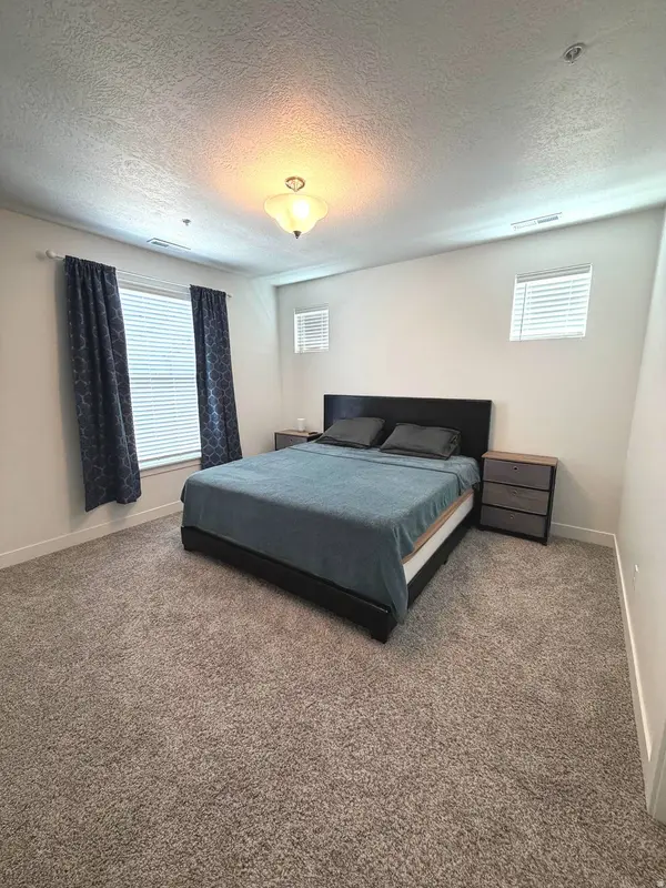 912 N HEMSWORTH WAY #201, Saratoga Springs, UT 84045