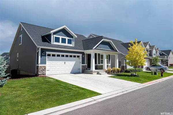 9034 N Mt Airey Dr, Eagle Mountain, UT 84005-4605