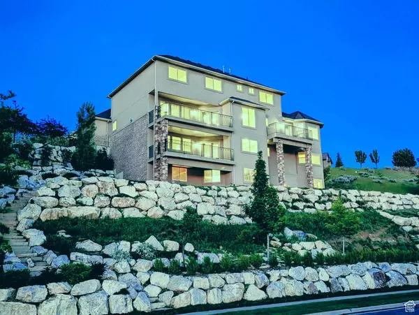 1596 E MILLBROOK WAY S, Bountiful, UT 84010