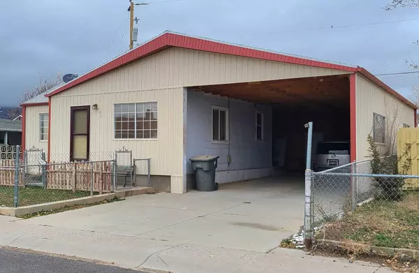 109 1ST W, East Carbon, UT 84520