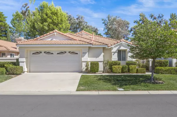 Just Listed! 40430 Via Francisco at The Colony in Beautiful Murrieta ,Patti Gregory