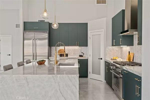 2704 Vista Mesa DR, Rancho Palos Verdes, CA 90275