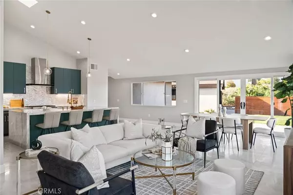 2704 Vista Mesa DR, Rancho Palos Verdes, CA 90275