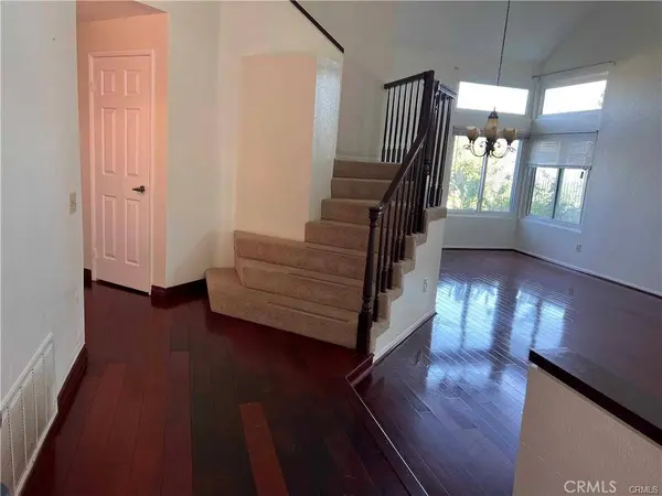 2690 N Vista Bluff, Orange, CA 92867