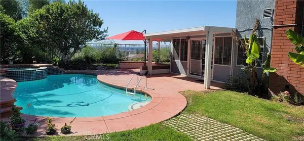 2690 N Vista Bluff, Orange, CA 92867