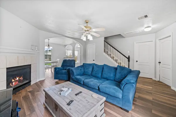 2043 Goldspring LN, Spring, TX 77373