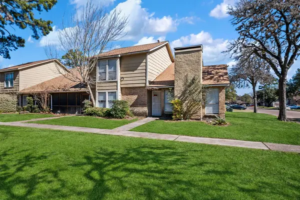 12207 W Village DR #D, Houston, TX 77039