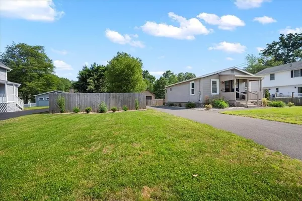 89 Homer Ave, Chicopee, MA 01020