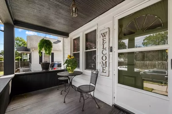 7 Turner St, Springfield, MA 01108