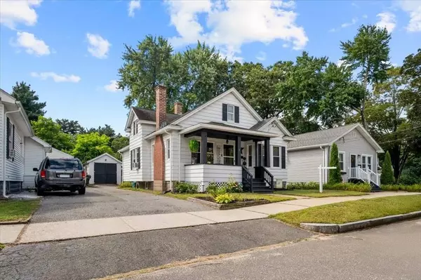 7 Turner St, Springfield, MA 01108