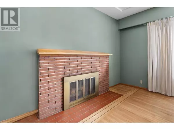 6430 PORTLAND STREET, Burnaby, BC V5E1A2
