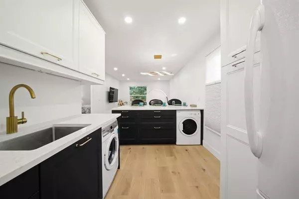 1620 Mclean DR, Vancouver, BC V5L 3P3
