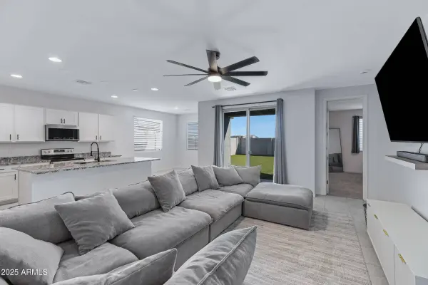 36257 W San Clemente Avenue, Maricopa, AZ 85138