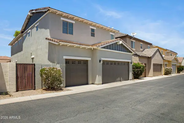 1331 S Colt Drive W, Gilbert, AZ 85296