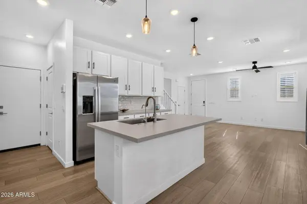 9914 E TAMERY Avenue, Mesa, AZ 85212