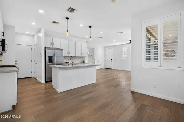 9914 E TAMERY Avenue, Mesa, AZ 85212